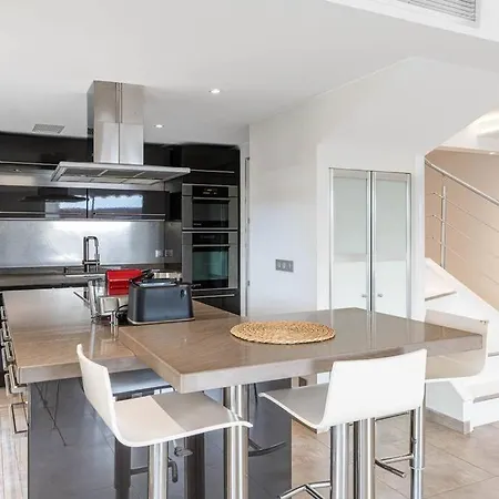 Apartmán Superbe Avec Piscine Et Toit Terrasse Cannes